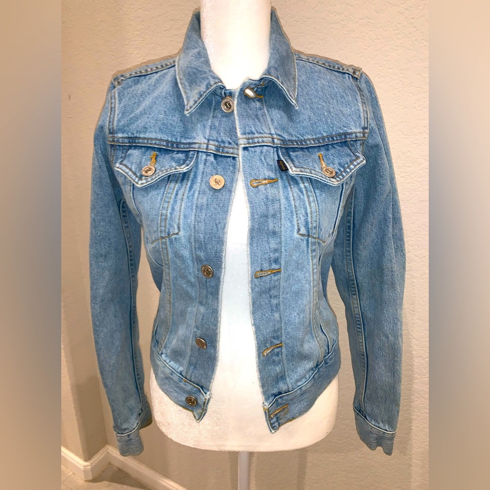 Vintage Juicy Couture Women’s cropped jean jacket sz small